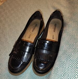 Kenneth Cole Black Patent Leather Fringe Loafers